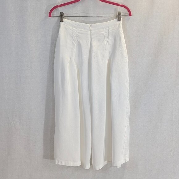 NWT Endless Rose Size Small Winter White Palazzo Capris - Picture 7 of 16